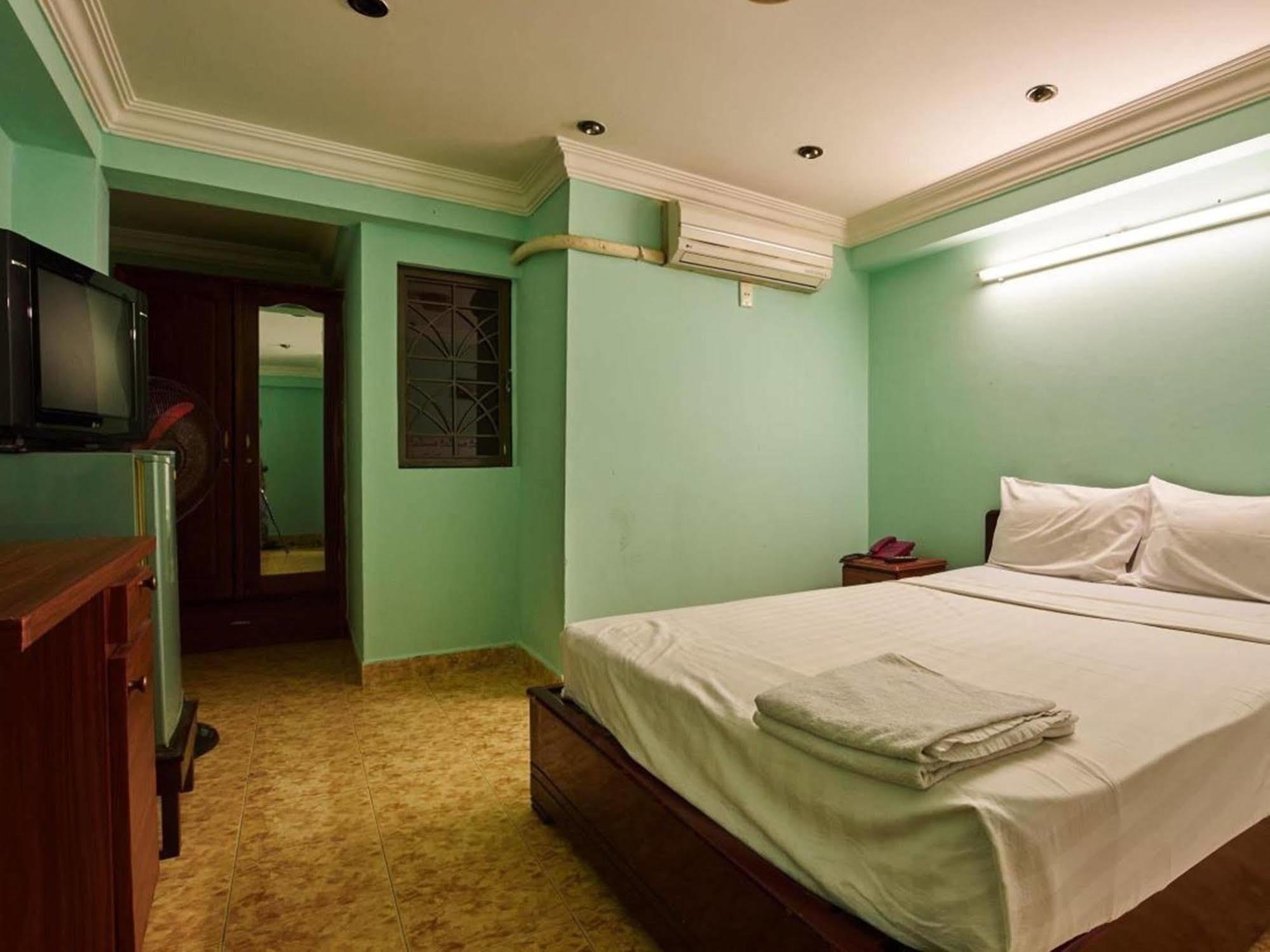 Ha Vy Hotel Ciudad Ho Chi Minh  Exterior foto