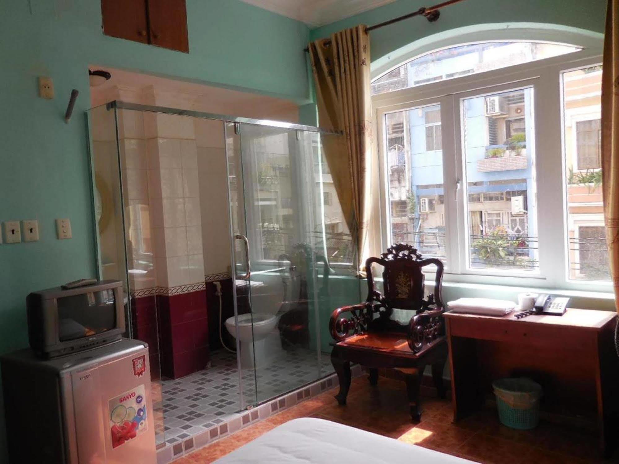 Ha Vy Hotel Ciudad Ho Chi Minh  Exterior foto