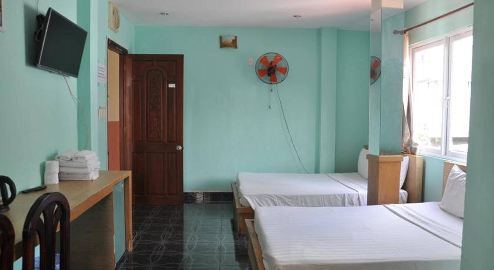 Ha Vy Hotel Ciudad Ho Chi Minh  Exterior foto